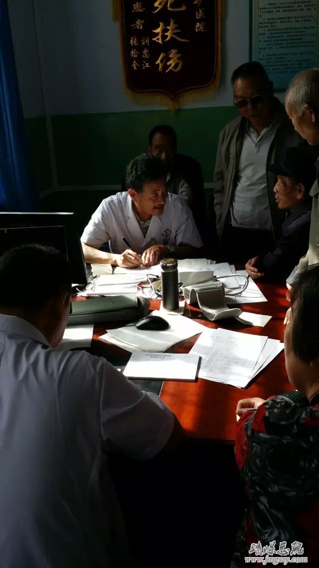 以人为本  关注健康——集团总医院王家山矿医院对社区居民进行健康体检