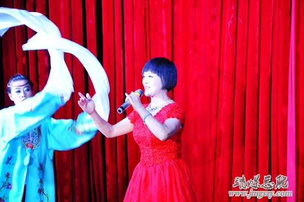 舞动青春   成就梦想——总医院举办第十四届“金秋助学”文艺晚会