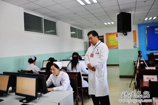 夯实理论基础    提高基本技能-------总医院全体护理人员参加分层晋级理论考试