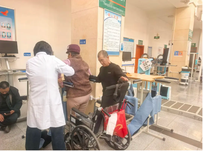 1765272393815336.png 企业微信截图_17652723401122.png